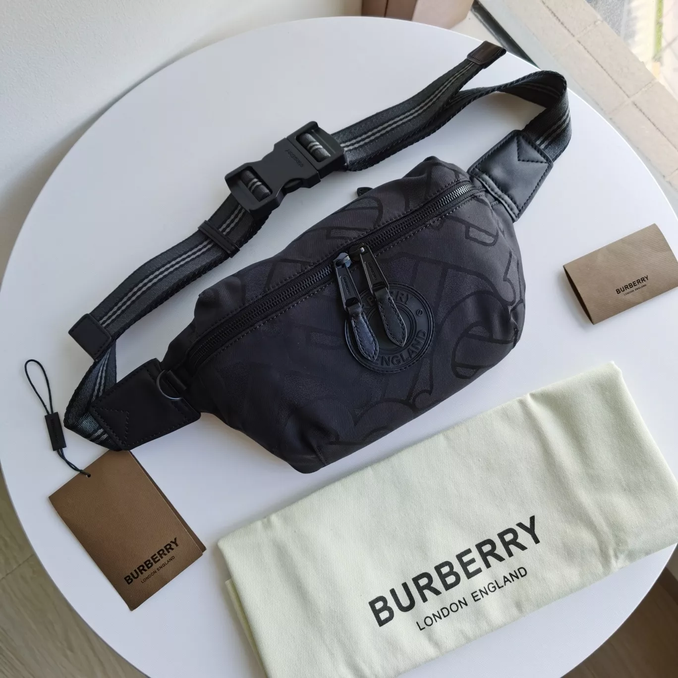 burberry aaa qualite sacs ceinture pour unisexe s_1275a2a